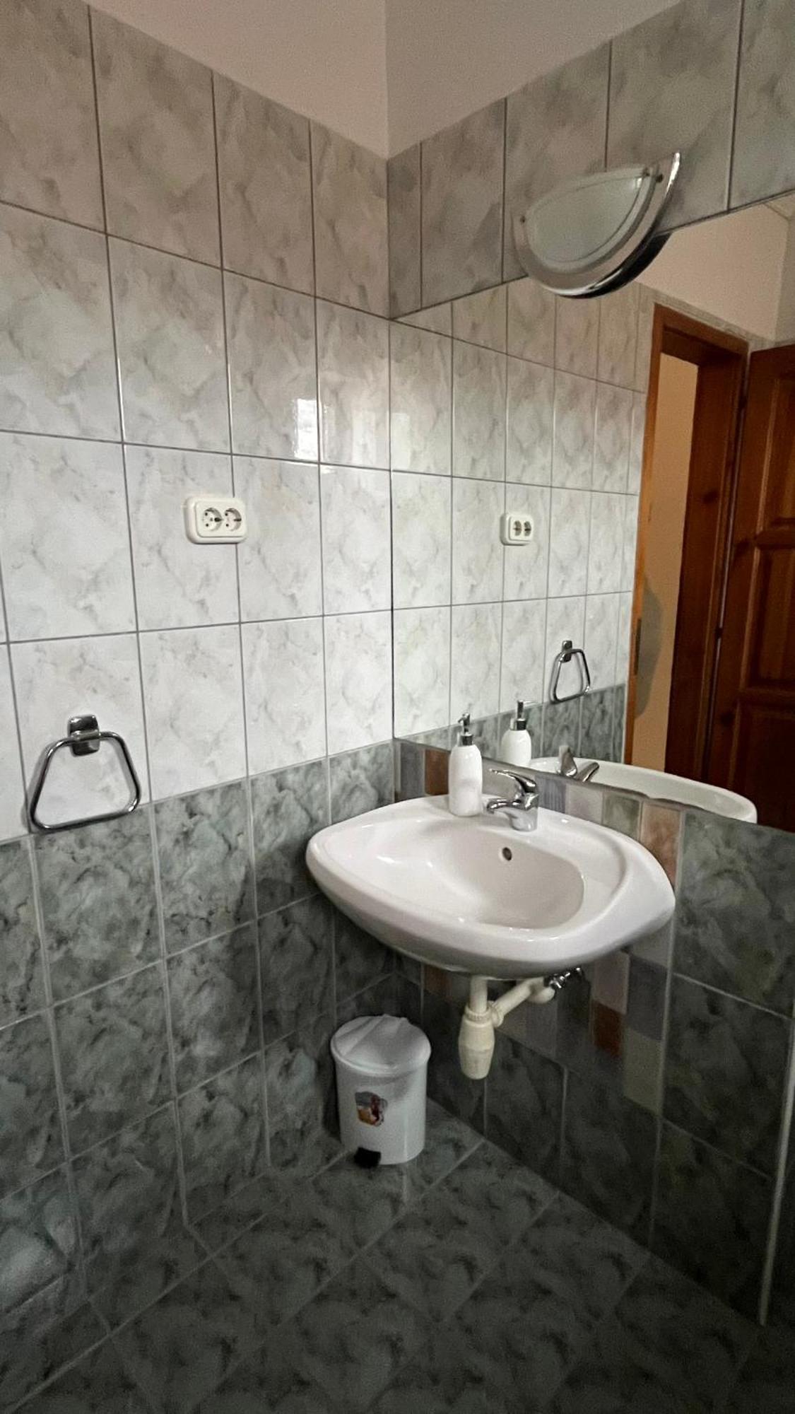 Boezsi Apartman Шарвар Экстерьер фото